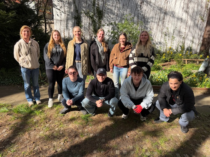 Arbeitszeit für den guten Zweck / Corporate Volunteering bei der Wertgarantie Group geht in die zweite Runde