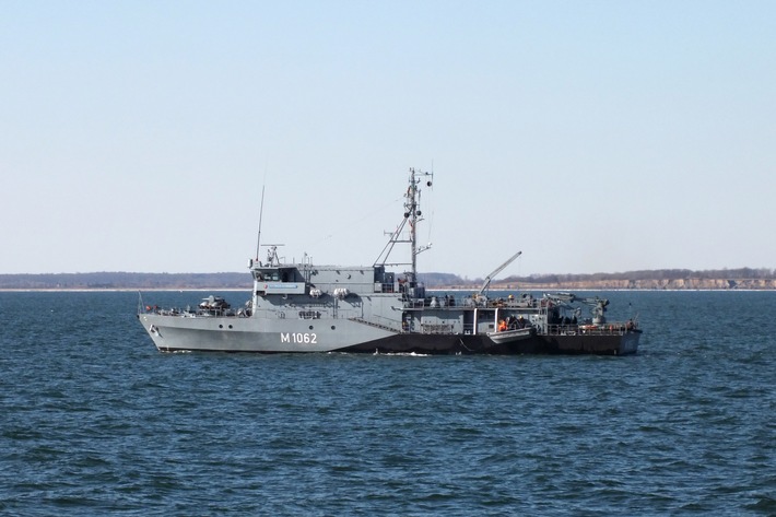 Minenjagdboot &quot;Sulzbach-Rosenberg&quot; pünktlich zum Weihnachtsfest wieder zu Hause