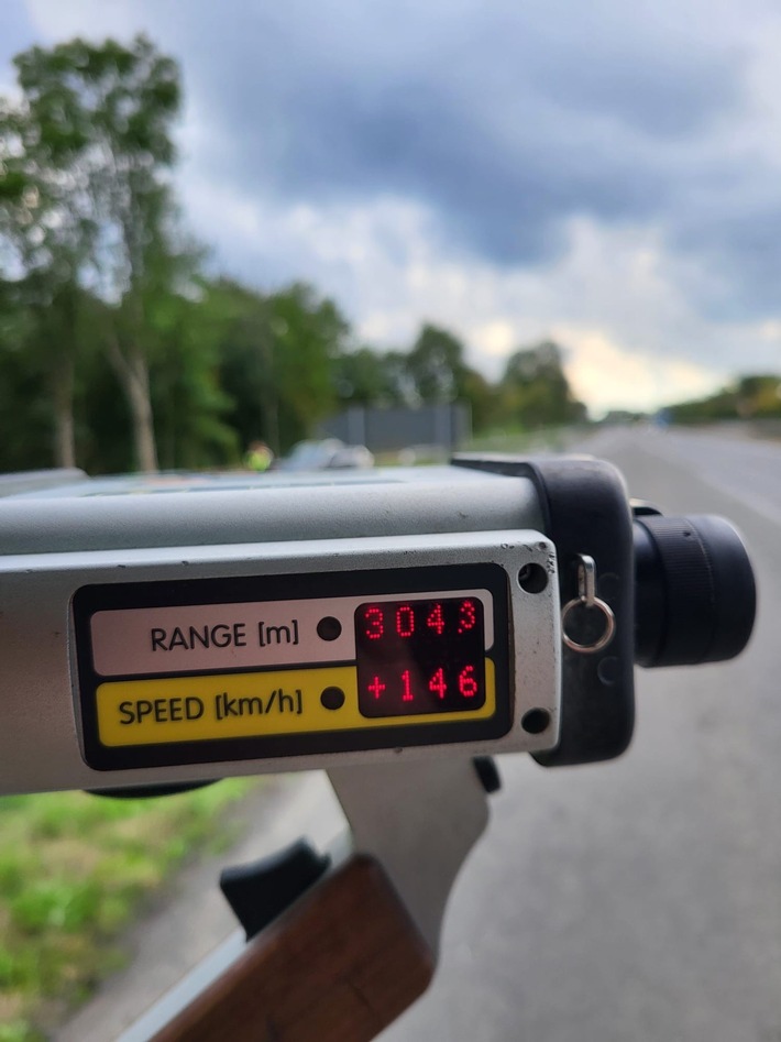 POL-RE: Recklinghausen: Erlaubt waren 60 km/h - gemessen wurden 146 km/h