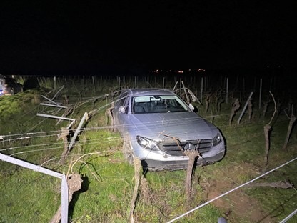 POL-PDLD: Unfallfahrer gesucht