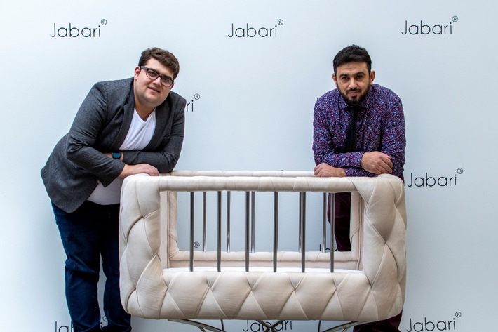 Familienunternehmen Jabari setzt Erfolgsgeschichte mit neuer Möbelmarke Jabari fort