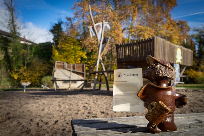 POL-PDNW: Streit auf Kinderspielplatz eskaliert