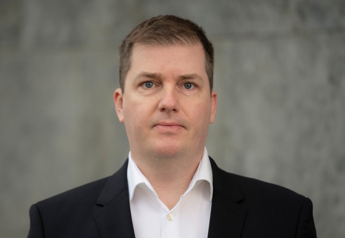 Jan Brinkhus neuer dpa-Landesbüroleiter in Frankfurt / Weiterer Text über ots und www.presseportal.de/nr/8218 / Die Verwendung dieses Bildes ist für redaktionelle Zwecke honorarfrei. Veröffentlichung bitte unter Quellenangabe: "obs/dpa Deutsche Presse-Agentur GmbH/Boris Roessler"