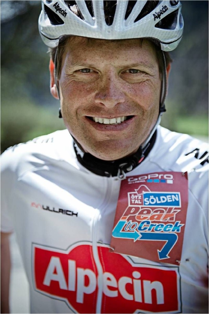 Gemeinsam aktiv für den guten Zweck: Radsportgröße Jan Ullrich unterstützt Charity-Event &quot;Mobil on Tour&quot; in Celle (BILD)