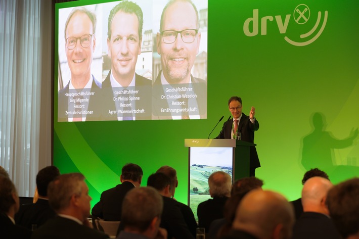 Migende: "Das WIR ist unsere Stärke, von der die gesamte Gesellschaft profitiert" / DRV-Mitgliederversammlung: 1.635 Mitgliedsunternehmen behaupten sich in unruhigen Zeiten