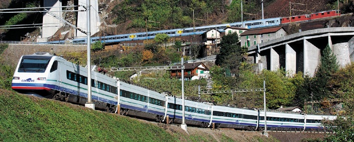 Nouveaux trains destinés au trafic ferroviaire transalpin international chez Cisalpino