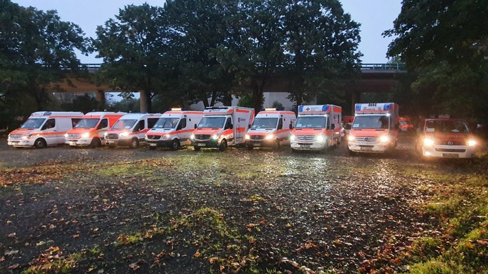 FW-MH: Bombenverdachtsfälle in Duisburg | Feuerwehr Mülheim unterstützt bei Evakuierung