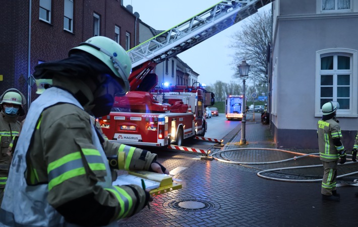 FW-KLE: Wohnungsbrand in Griethausen