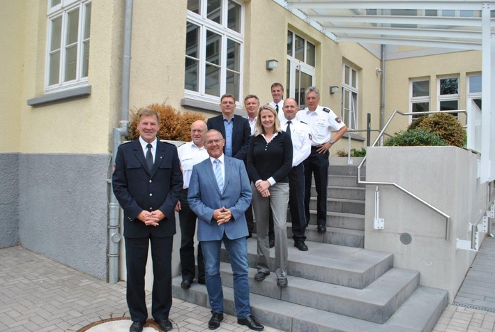 POL-NI: Polizeipräsident besuchte Polizeikommissariat Bückeburg