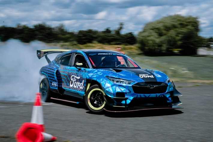 Ford zeigt beim Goodwood Festival of Speed das volle Fahrspass-Potenzial von Elektro-Fahrzeugen