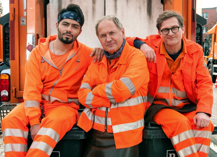 Das Erste: "Die Drei von der Müllabfuhr": Uwe Ochsenknecht, Jörn Hentschel und Aram Arami als Berliner Müllmänner mit Herz und Schnauze in zwei neuen Freitagsfilmen