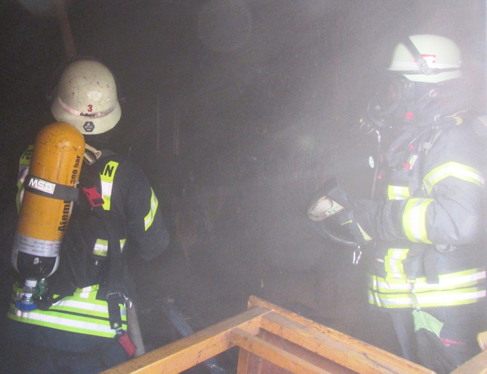 FW-BN: Wohnungsbrand in Bonn-Lannesdorf