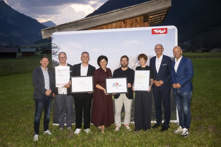 HELIOPLANT und OLM Nature Escape gewinnen Alps Future Award 2026