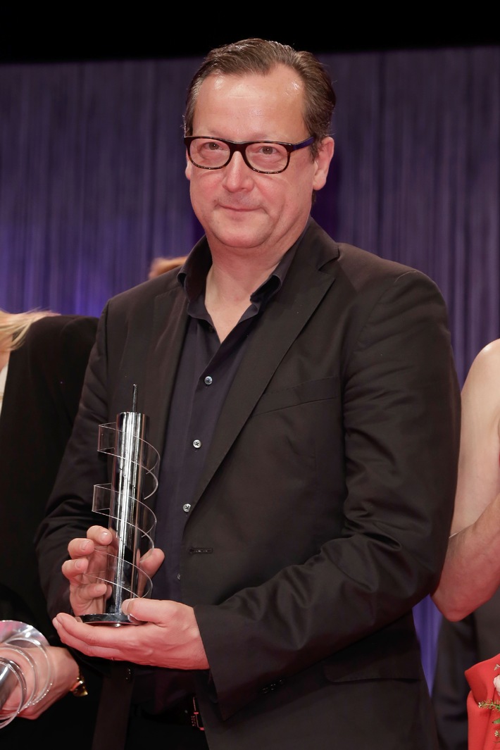 SKODA Markenbotschafter Matthias Brandt erhält Hessischen Fernsehpreis (FOTO)