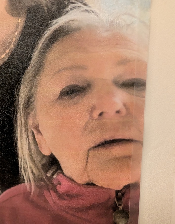 POL-H: Öffentlichkeitsfahndung: Hilflose Seniorin aus Pflegeheim in Mandelsloh vermisst - Wer kann Hinweise geben?
