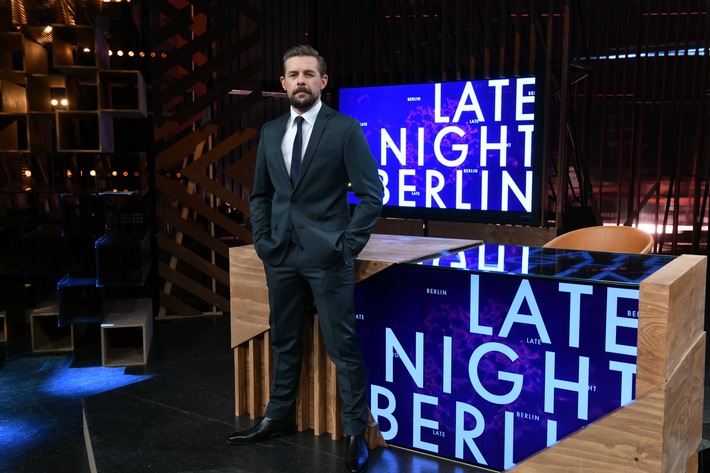 "Late Night Berlin": Heike Makatsch und Jessica Schwarz am Montag zu Gast bei Klaas Heufer-Umlauf