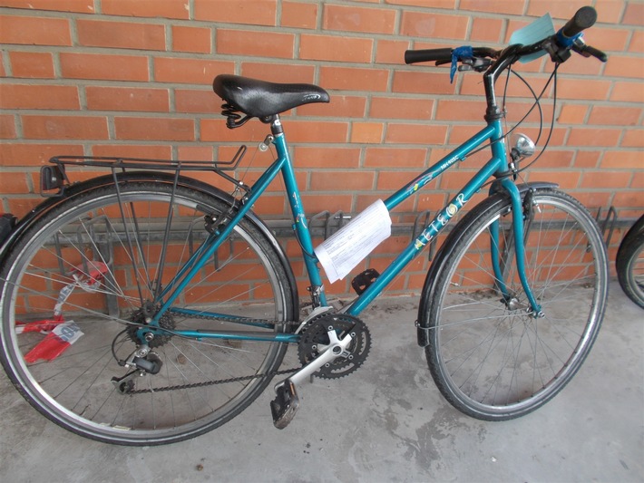 POL-NE: Fahrrad aufgefunden - Die Polizei sucht den Eigentümer (Foto anbei)