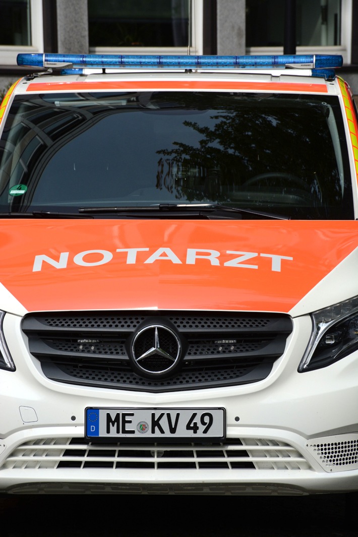 POL-ME: 59-jähriger Radfahrer schwer verletzt - Ratingen - 1906145