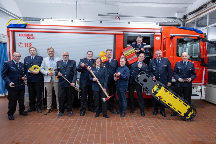 FW Celle: Jahreshauptversammlung der Ortsfeuerwehr Bostel - Mit 90 Jahren mit neuem Auto und neuem Kommando richtig durchstarten