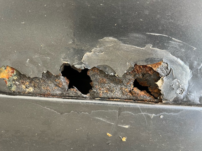 POL-ME: Verkehrskontrolle wird zum Volltreffer: Polizei stellt Diebesgut sicher - 2604061