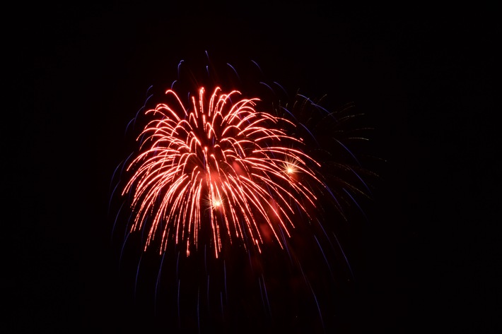 FW-Velbert: Silvesterbilanz der Feuerwehr Velbert