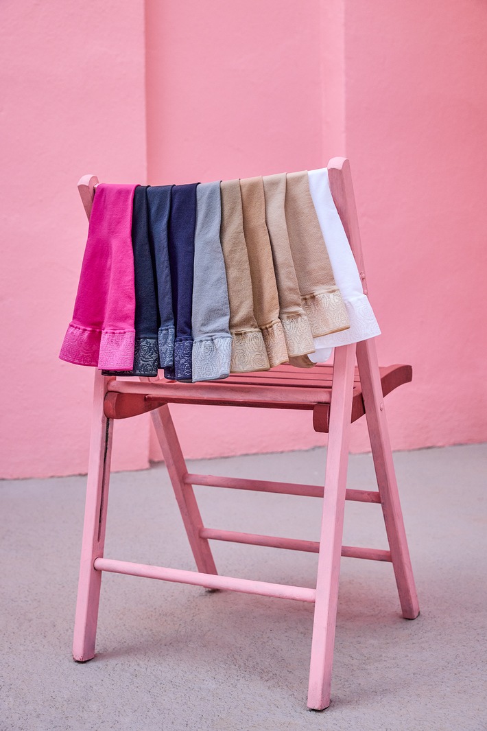 mv-round-knit-still-standard-colours-IM-14706.jpg