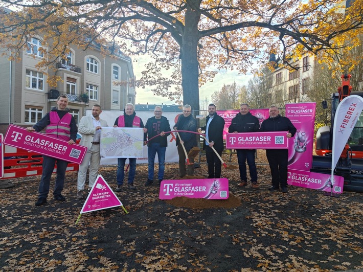 Spatenstich: Telekom startet Glasfaserausbau in der Limburger Innenstadt