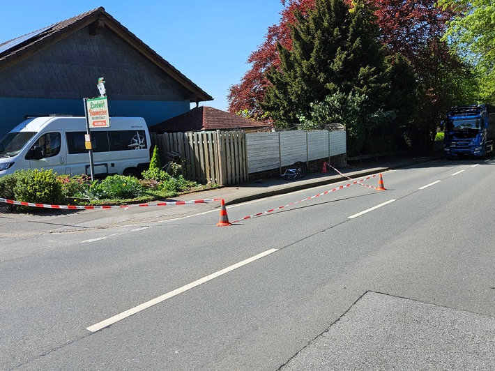 FW-EN: Verkehrsunfall zwischen Radfahrer und Bus