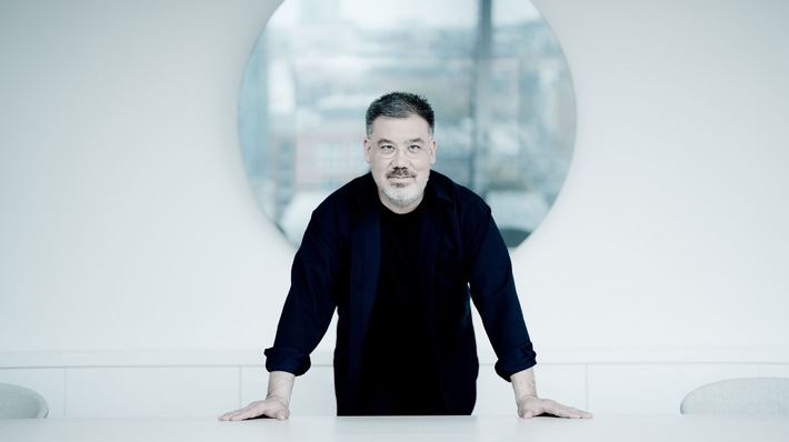 „We might be the luckiest orchestra in the world” - NDR Chefdirigent Alan Gilbert über 10 Jahre Elbphilharmonie