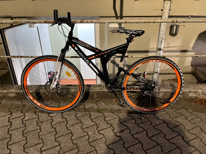 POL-OG: Kehl - Fahrradeigentümer gesucht (FOTO)