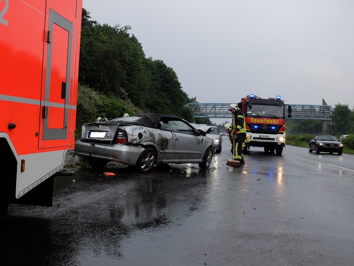 FW-GE: Ein Verletzter bei Verkehrsunfall auf der A2 in Gelsenkirchen