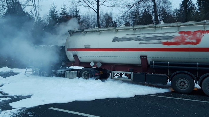 POL-GÖ: (57/2019) Aufhebung der Sperrung der A 7 in im Bereich Hann. Münden - für den Verkehr stehen zwei Fahrstreifen wieder zur Verfügung