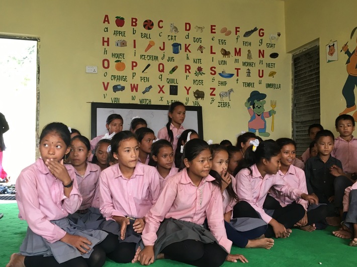 Regierung von Nepal will Mädchen und Frauen das Reisen verbieten