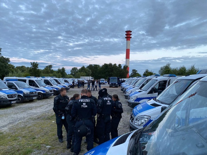 POL-OLD: Umfangreiche Durchsuchungsmaßnahmen in Zusammenhang mit Betäubungsmittelkriminalität in Wilhelmshaven