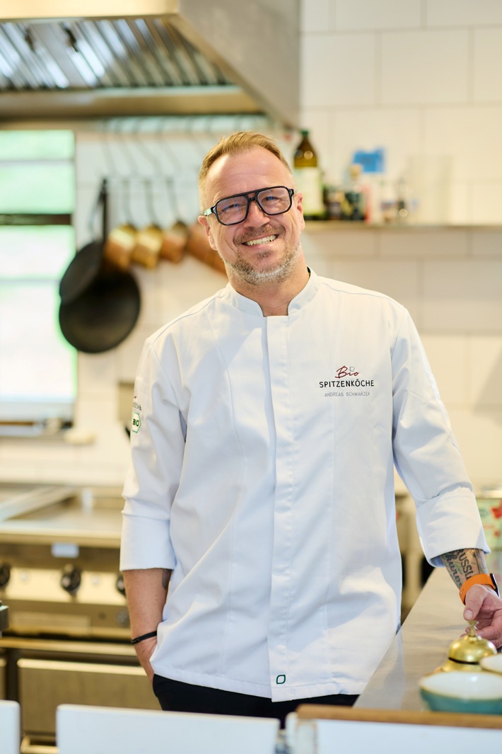 Die BIOSpitzenköche freuen sich über Zuwachs: Andreas Schwarzer, Küchenchef der Brasserie Fleckenbühl, tritt der Kochvereinigung bei