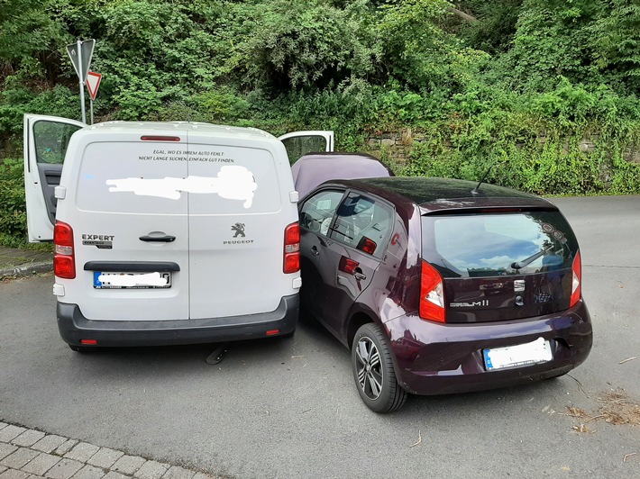 FW-EN: Wetter - Verkehrsunfall am Mittag und Ölspur am Nachmittag