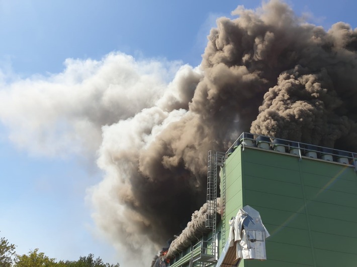 POL-CLP: Neuenkirchen-Vörden - Brand eines Hühnerstalls - aktualisierte Informationen - Bilder