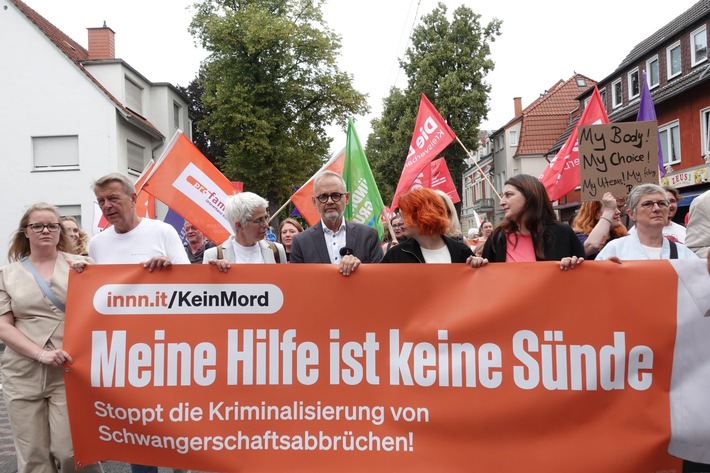 "Medizin ist keine Glaubenssache" / Demo gegen das katholische Abtreibungsverbot am 5. Februar in Hamm