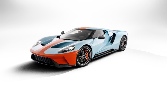 Neues Ford GT Heritage-Editionsmodell ehrt das berühmteste Farbschema der Motorsport-Geschichte (FOTO)