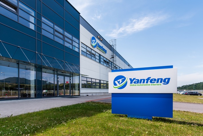 Yanfeng Automotive Interiors officially opens modern testing laboratory in the technical center in Trencín