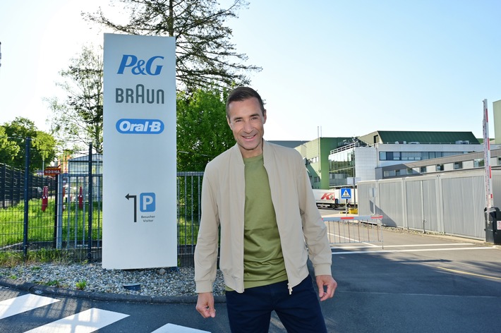 Neue Kampagne von Procter & Gamble mit Kai Pflaume: "Wo Qualität zu Hause ist" rückt lokale Produktion und Vertrauen in den Mittelpunkt