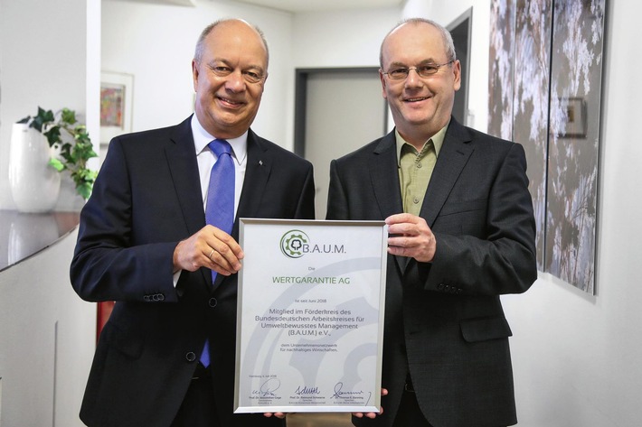 Umweltbewusstes Wirtschaften: Wertgarantie Group wird Mitglied im B.A.U.M. e.V. (FOTO)