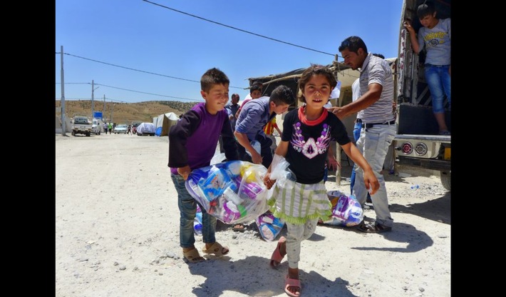 Ein Jahr nach der Massenflucht: ASB hilft mehr als 3.000 Familien im Nordirak / Welttag der humanitären Hilfe