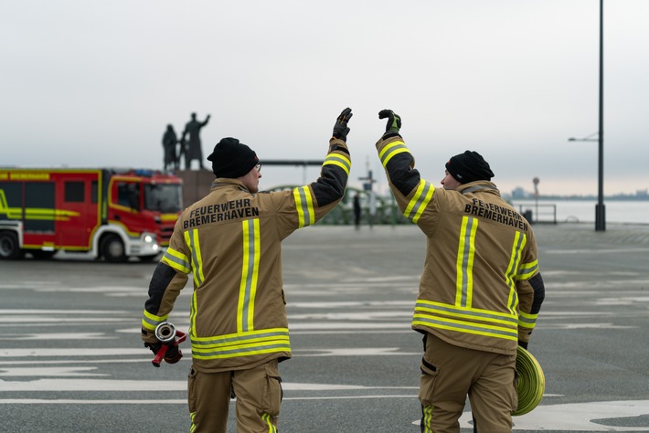 FW Bremerhaven: Schnupperkurse der Feuerwehr im Stadtteil Leherheide