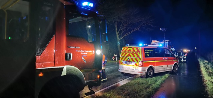 FW-RD: Verkehrsunfall auf der B203 Höhe Ernsttal - Fahrer schwerverletzt Auf der B203 Höhe Ernsttal, in Fahrtrichtung Fockbek, kam es am Samstag (02.01.2021) zu einem Verkehrsunfall.