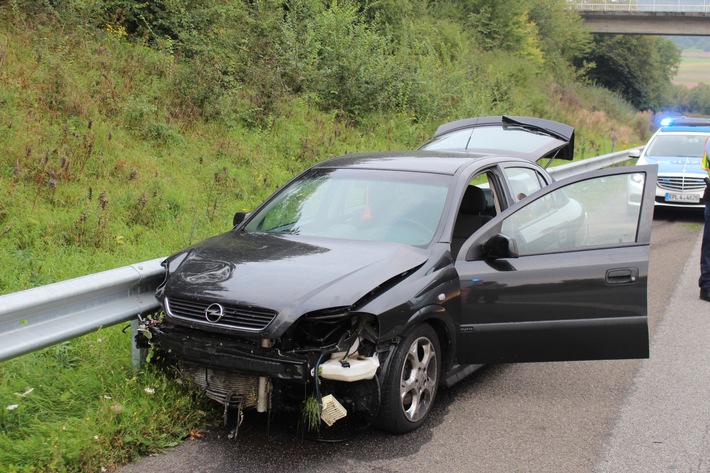 POL-PDKL: A 62/Pfeffelbach
Unfall unter Alkoholeinfluss