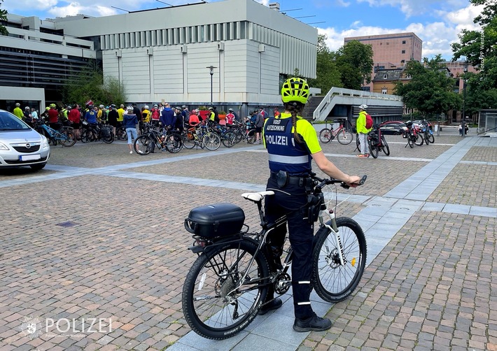 POL-PPWP: Mit dem Fahrrad auf Streife