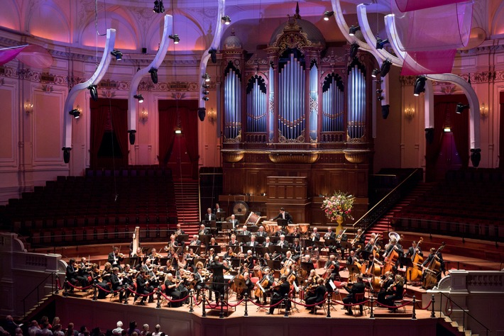 Musiksommer in Amsterdam  / Eröffnung der Robeco SummerNights im Koninklijk Concertgebouw