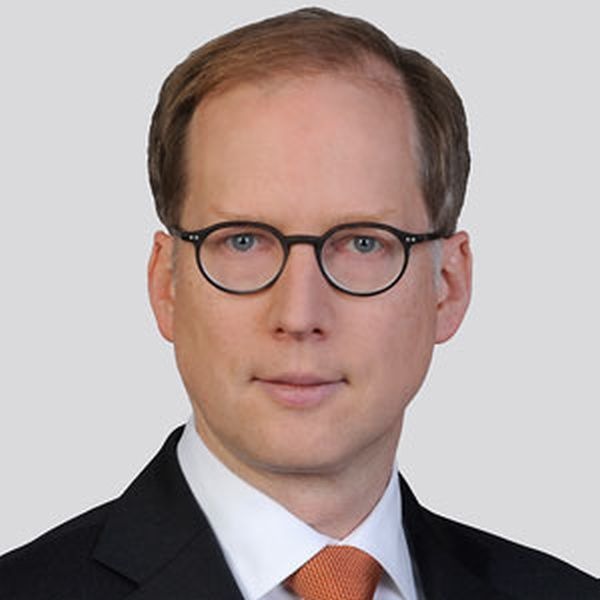 PRESSEMITTEILUNG | CMS berät kanadische Calian Group bei erster Transaktion in Europa