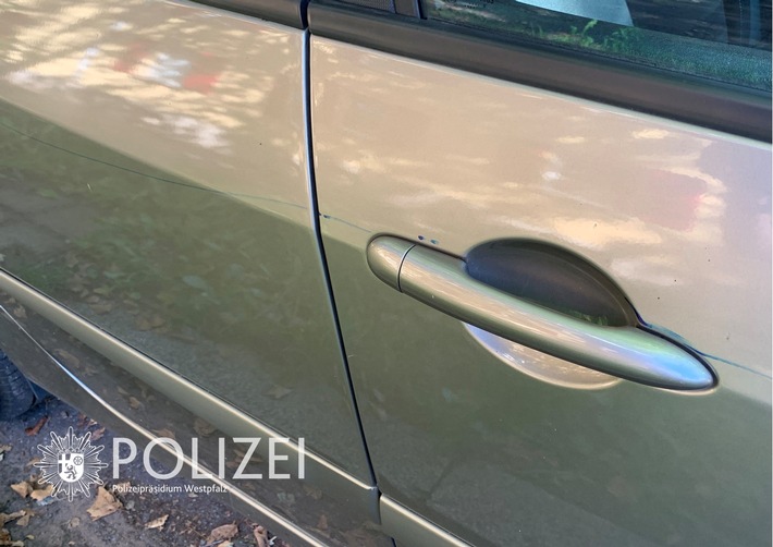 POL-PPWP: Wer hat das Fahrzeug beschmiert?